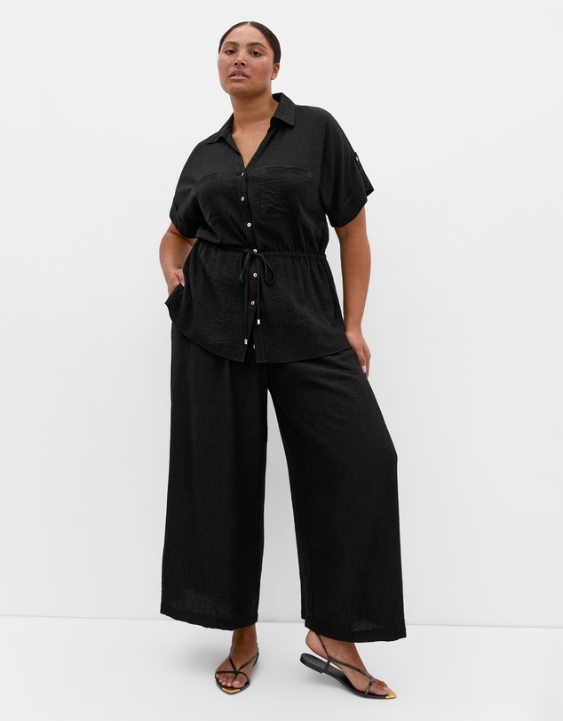 City Chic - Plus size Aria Cinched Shirt - black