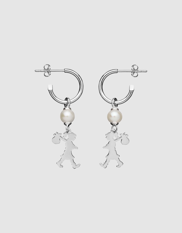 Karen Walker - Girl with a Pearl Earrings