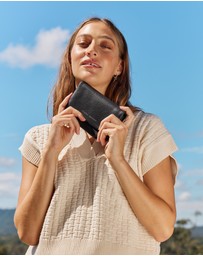 Status Anxiety - Impermanent Wallet