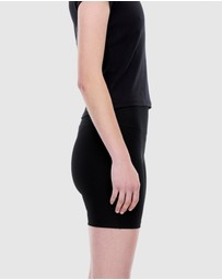 ENA PELLY - Athleisure Rib Bike Shorts