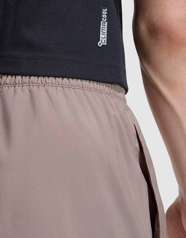 adidas Sportswear - Essentials Small Logo Chelsea Shorts
