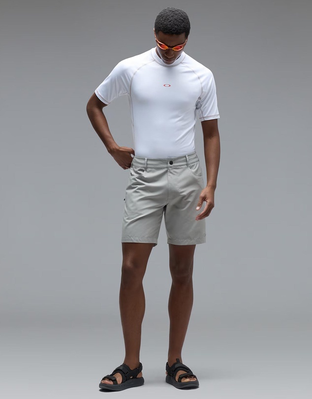 Oakley - Baseline Hybrid 18-Inch Shorts