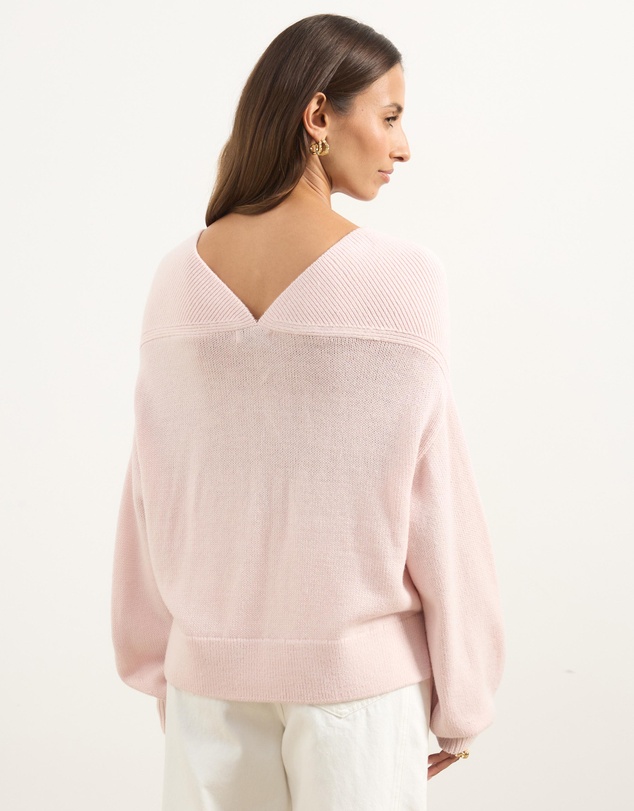 Atmos&Here - Kalli V-Neck Knit Jumper