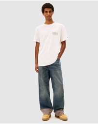Tommy Jeans - Regular Bills Backprint Short Sleeve T-Shirt