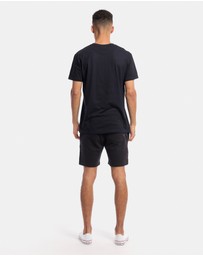Xander - Grid Tee