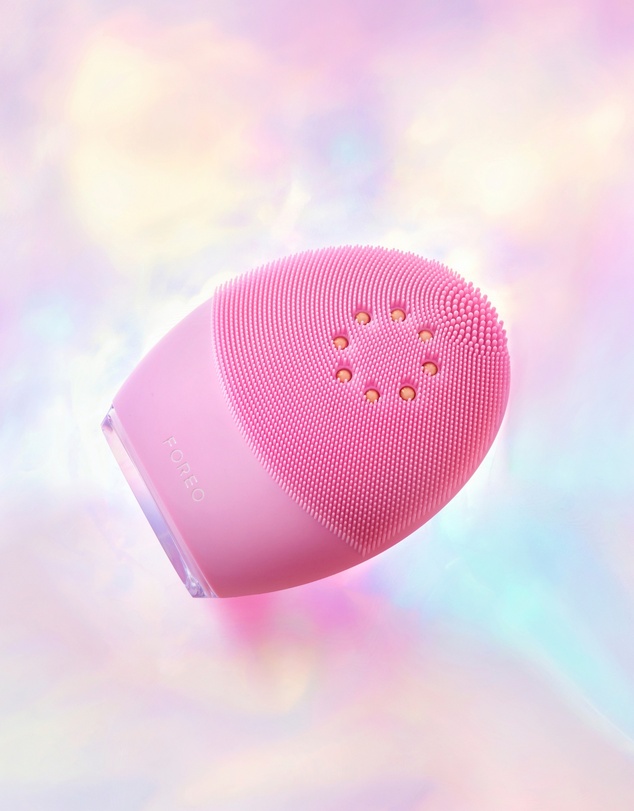 FOREO - LUNA 3 Plus Facial Cleansing Smart Device - Normal Skin