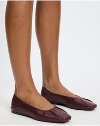 Dazie - May Gathered Ballet Flats