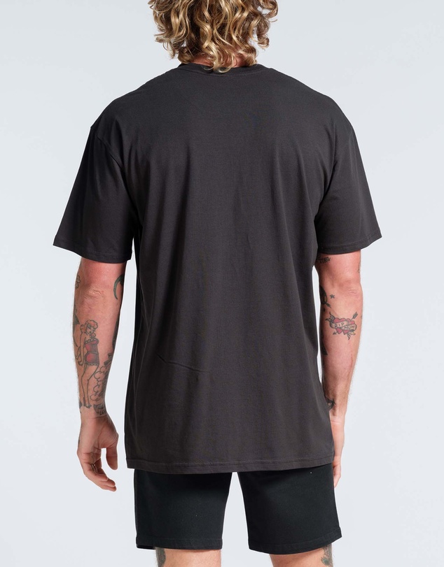Vacancy Co - Flower Power Tee