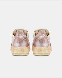 Autry - Super Vintage Burn Sneakers - Women's