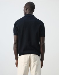 M.N.G - Arraona Polo