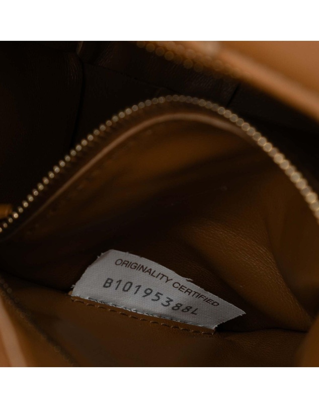 Pre-Loved by Azura Reborn - Pre-Loved Nappa Intrecciato Brick Cassette