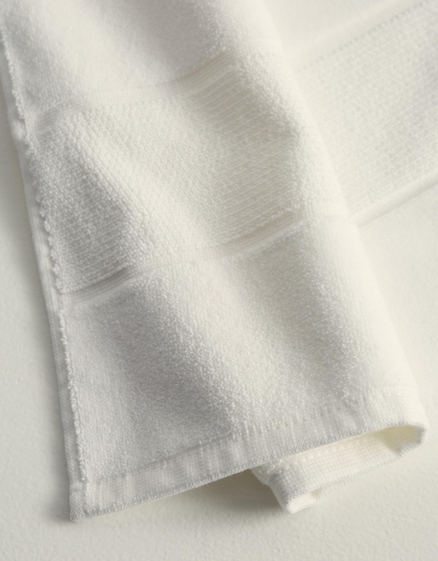 Linen House - Velour Stripe Bath Mat