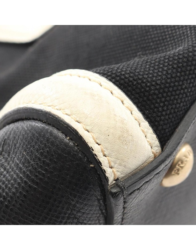 Pre-Loved by Azura Reborn - Pre-Loved Saffiano Handbag