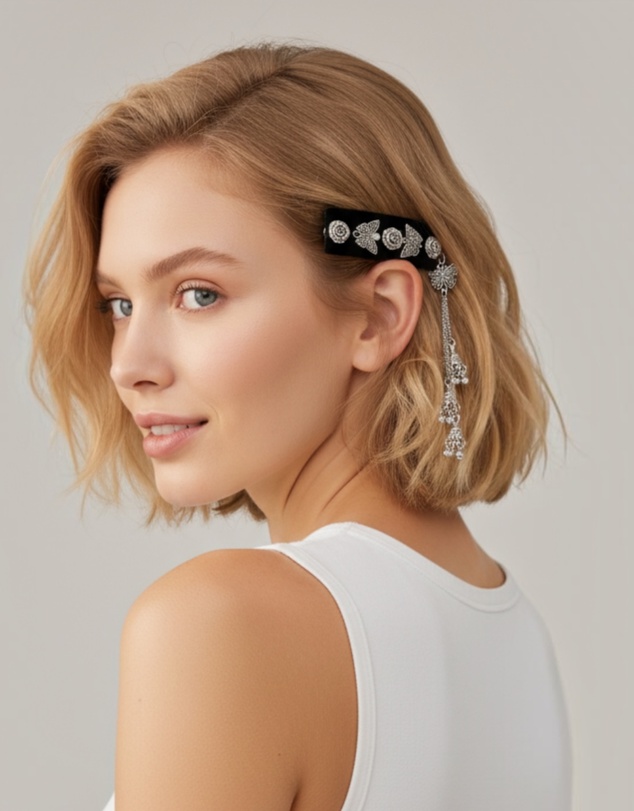 Mossée - Rose & Butterfly Charm Hair Clip