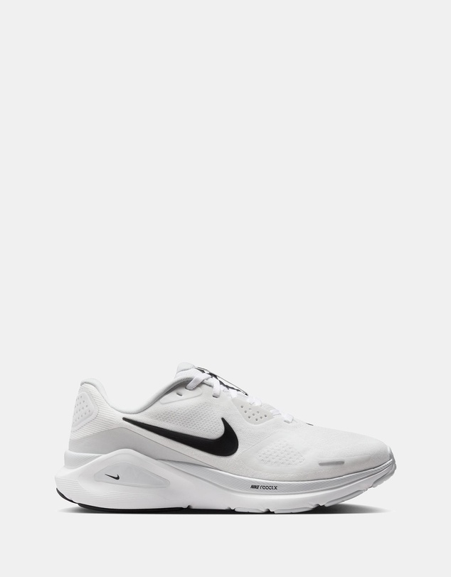 Nike - Structure 26 - Women's