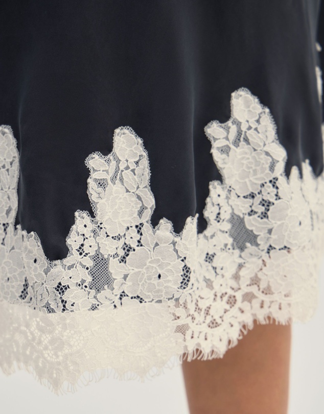 Oxford - Frieda Lace Trim Skirt