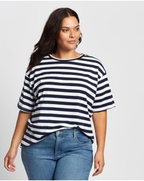 Atmos&Here Curvy - Harry Boyfriend Tee