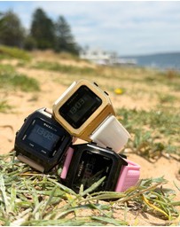 Maxum - Raglan Tide Watch – Black Case, Black Dial & Pink Silicone Strap