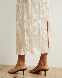 Atmos&Here - Sammy Crinkle Maxi Dress