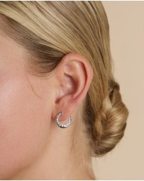 Astrid & Miyu - Spiral Crystal Hoops