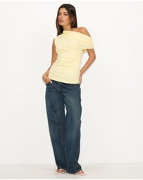 Dazie - Sapphire Ruched Asymmetric Top