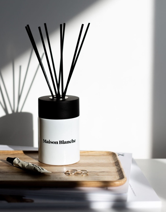 Maison Blanche - 012 Peach & Elderflower - Reed Diffuser