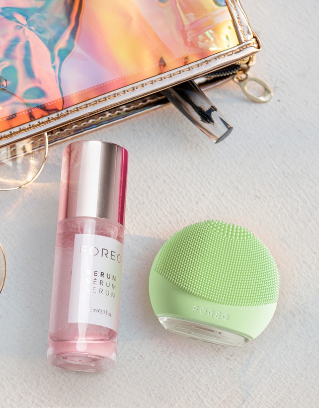FOREO - LUNA 4 Go Facial Cleansing & Firming Device