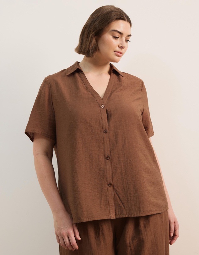 Atmos&Here Curvy - Josie Linen Blend Short Sleeve Shirt