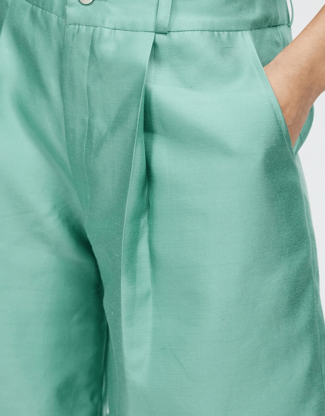 The Social Outfit - Han Tailored Shorts - Opal
