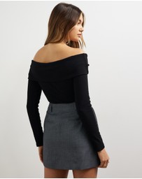 Minima Esenciales - Alita Off Shoulder Jersey Top