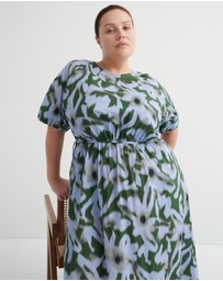 Kowtow - Illustrate Dress