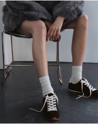 M.N.G - Poly Trainers
