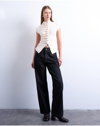 TOPSHOP - Knitted Ruffle Button Top