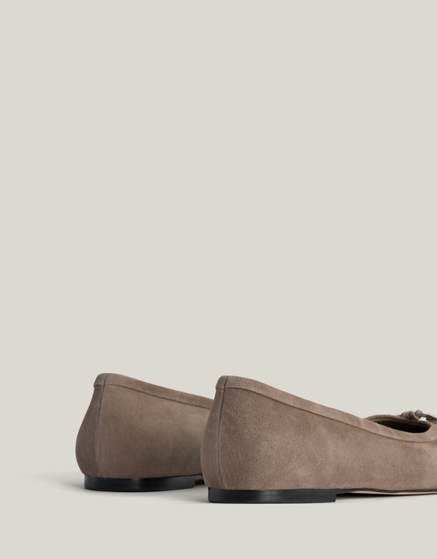 Witchery - Posy Flat