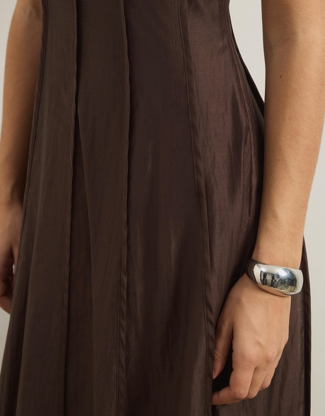 Atmos&Here - Cindy Short Sleeve Panelled Organza Midi Dress