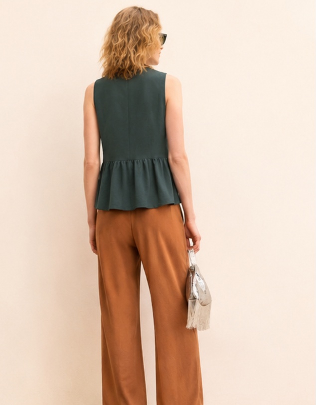Emme | Max Mara Group - Dark Green Viscose Linen Blend Waistcoat Top