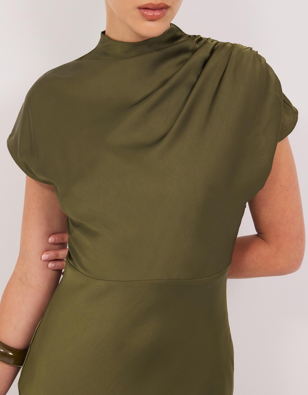 Calli - Easton Satin Midi Dress