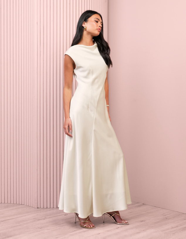 Azzurielle - Peyton Asymmetrical Neck Dress
