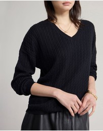 Oxford - Drew Cable V-Neck Knit