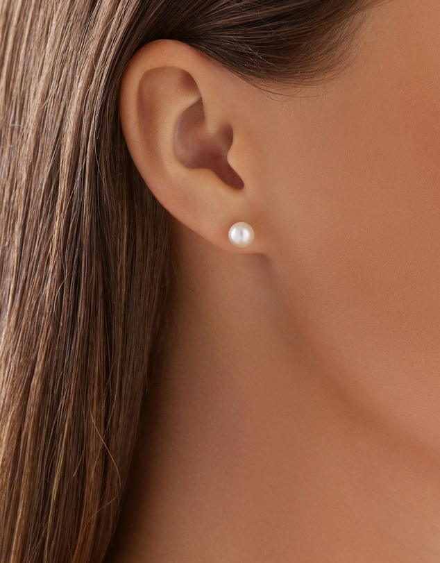 Michael Hill - Stud Earrings with 6mm Round Cultured Freshwater Pearl in 10kt Yellow Gold