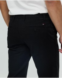 Tommy Hilfiger - 1985 Denton Pima Cotton Chinos
