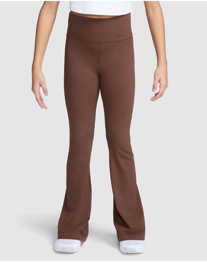 Fauna Brown & Fauna Brown