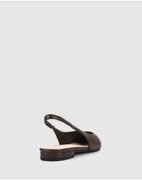 Verali - Hillary Slingback Flats