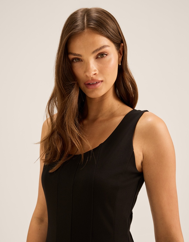 Review - Elodie Midi Dress