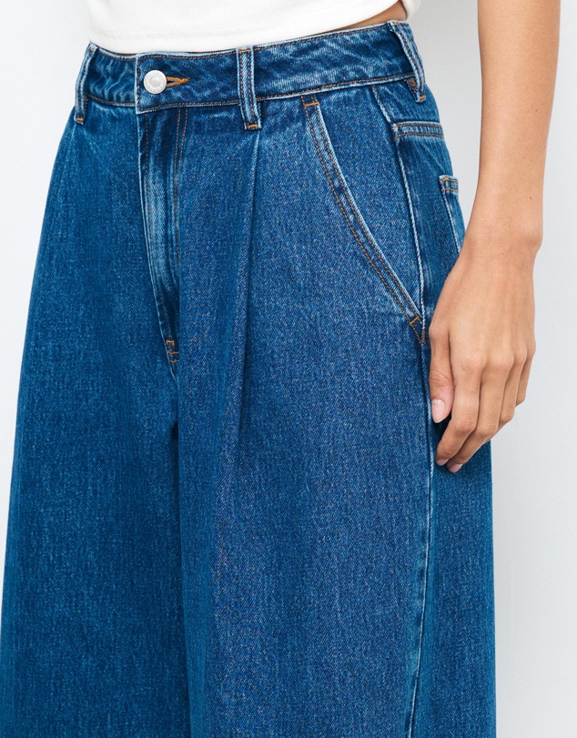 AERE - Tora High Rise Pleat Front Jeans