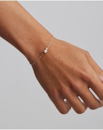 By Charlotte - Serenely Yours Pearl Bracelet