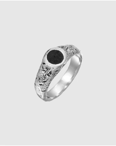 Haze & Glory - ICONIC EXCLUSIVE - Lava Agung Signet Ring in Oxidised 925 Silver