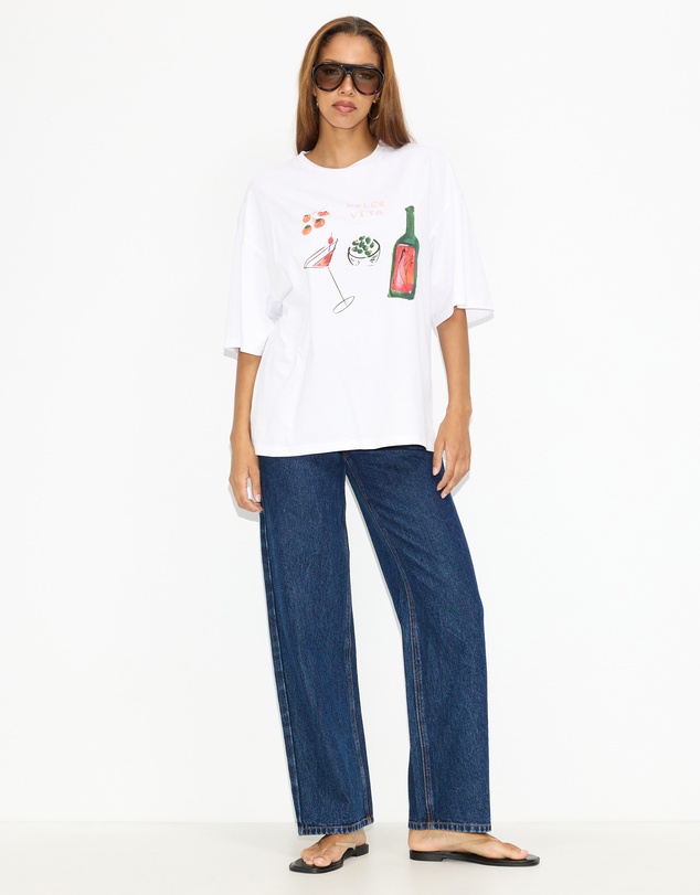Dazie - Dolce Vita Oversized Graphic Tee