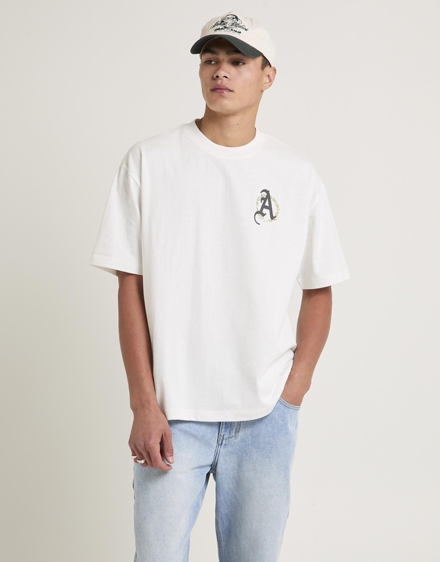 Arvust - House Of Wellness T-Shirt