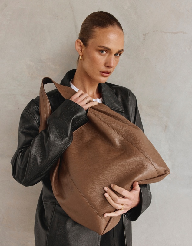 VESTIRSI - Scarlett 2.0 Milk Chocolate Leather Hobo